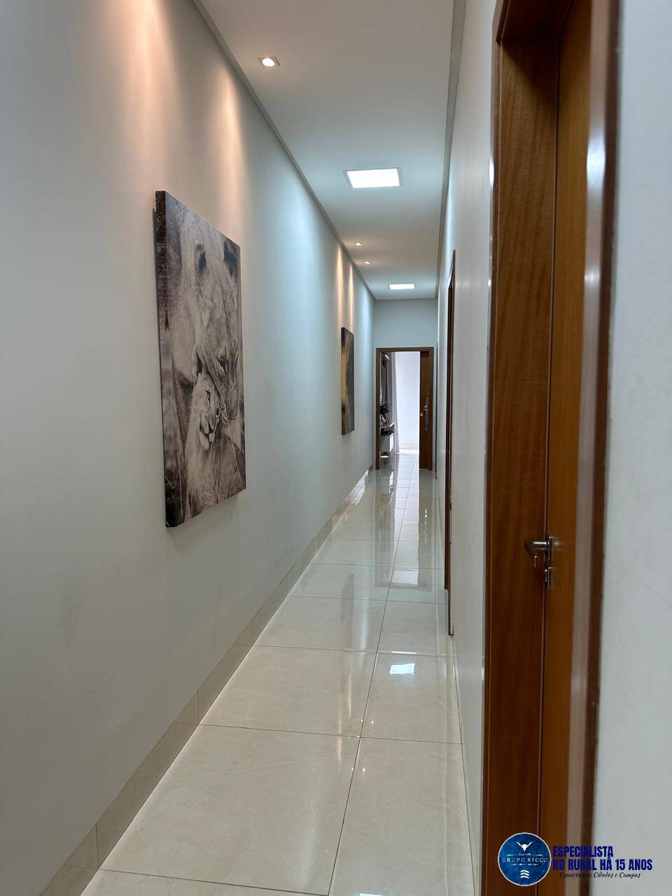 Casa à venda com 4 quartos, 300m² - Foto 12