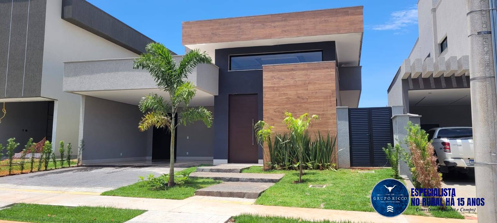 Casa de Condomínio à venda com 3 quartos, 161m² - Foto 1