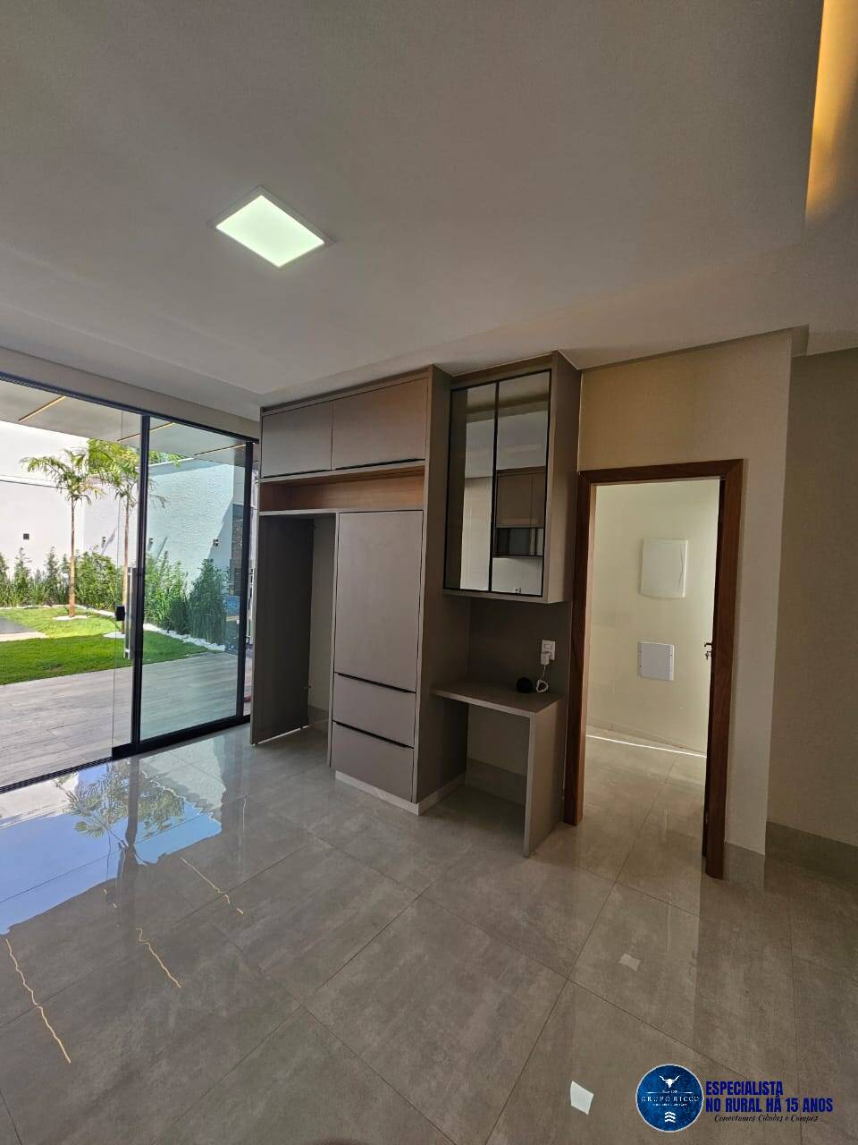 Casa à venda com 3 quartos, 172m² - Foto 9