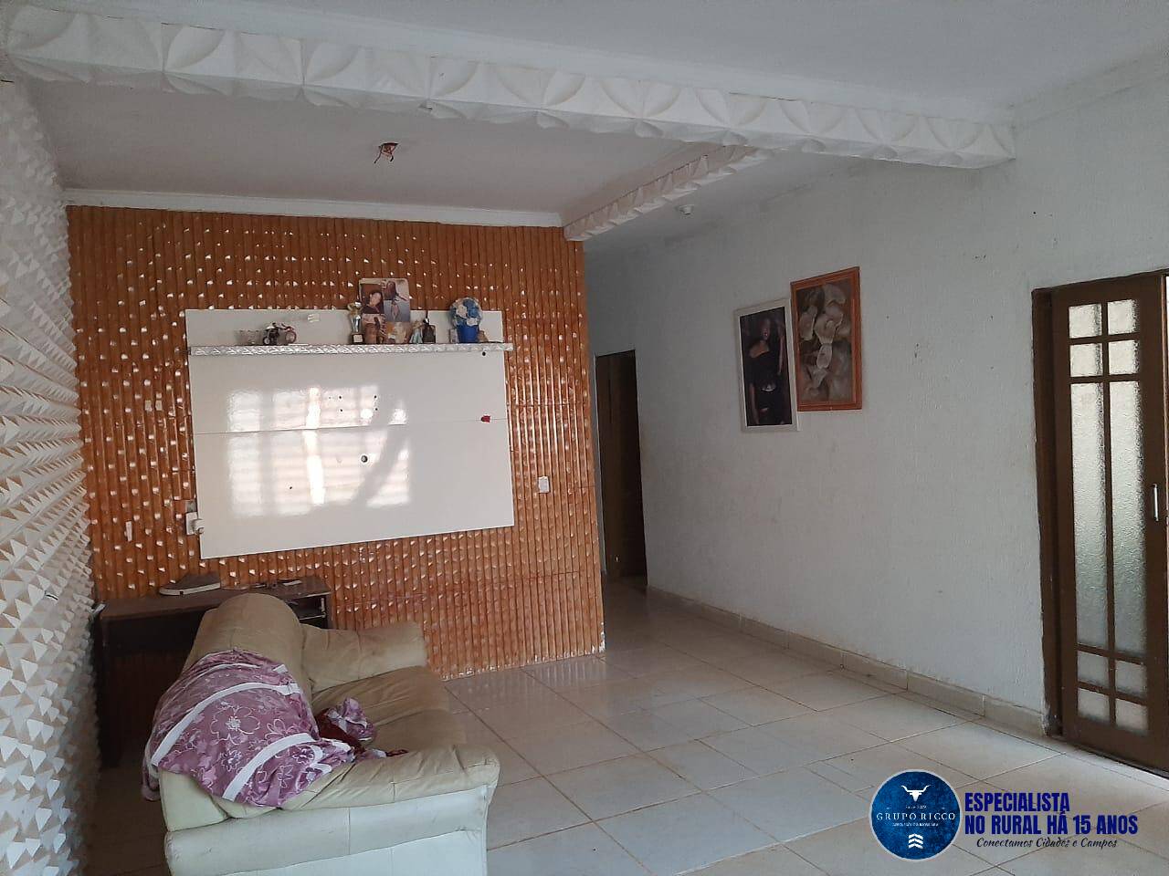 Casa à venda com 2 quartos, 250m² - Foto 2