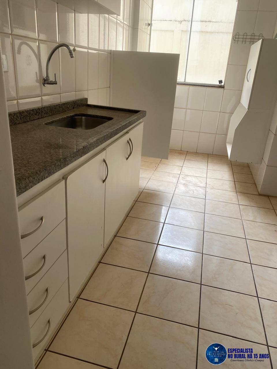 Apartamento à venda com 3 quartos, 78m² - Foto 3