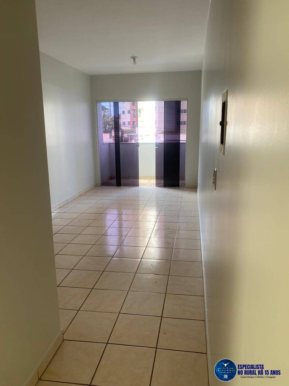 Apartamento à venda com 3 quartos, 78m² - Foto 1