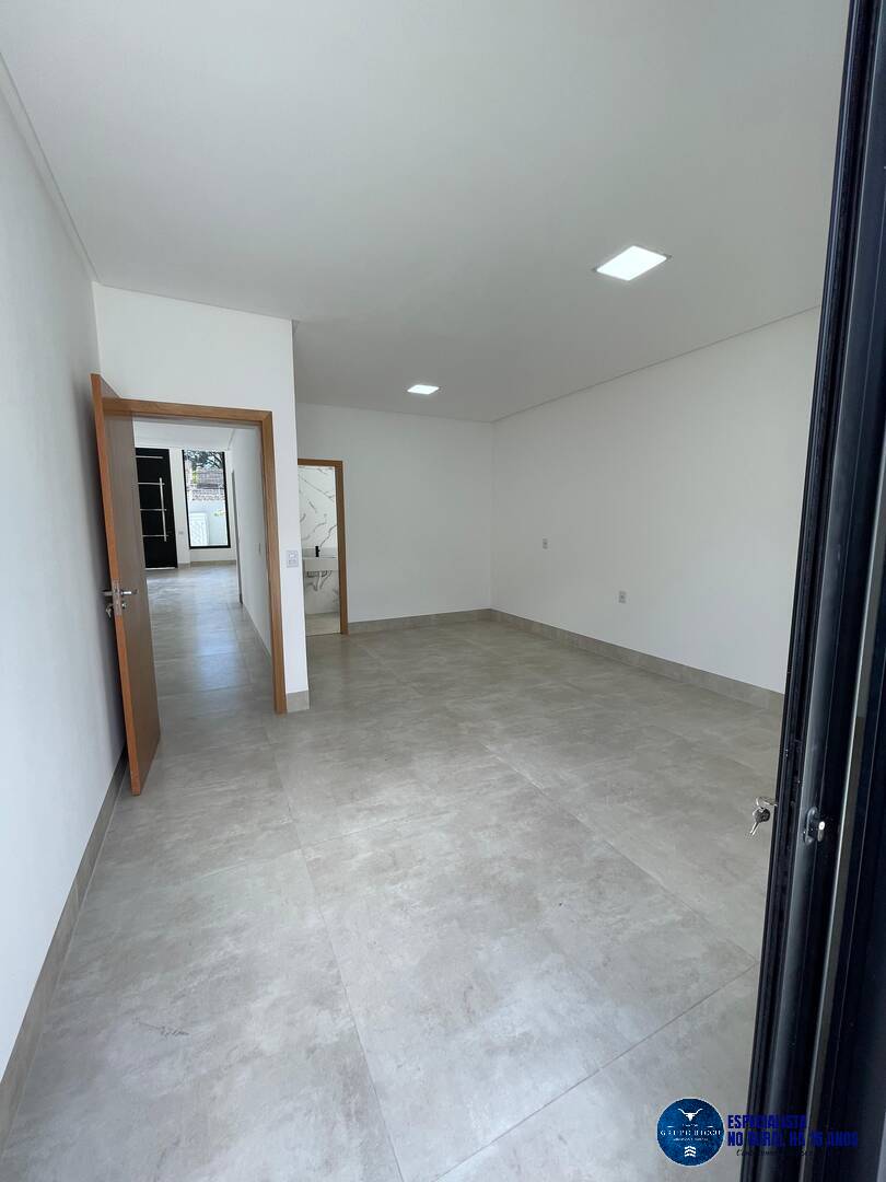 Casa à venda com 3 quartos, 200m² - Foto 6