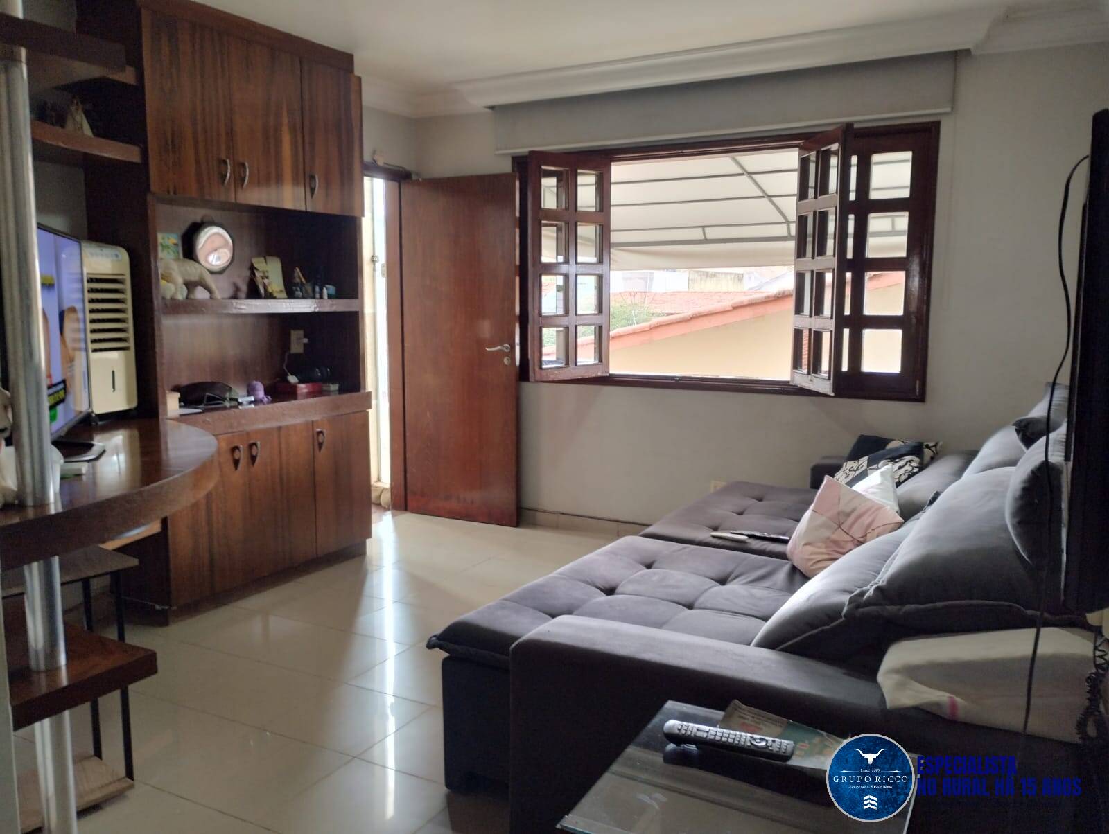 Casa à venda com 4 quartos, 352m² - Foto 16