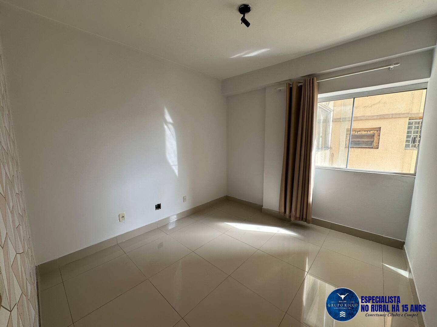 Apartamento à venda com 2 quartos, 75m² - Foto 6