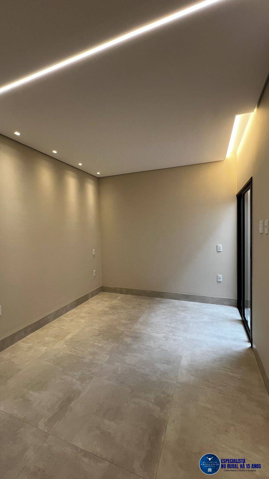 Casa à venda com 3 quartos, 191m² - Foto 4