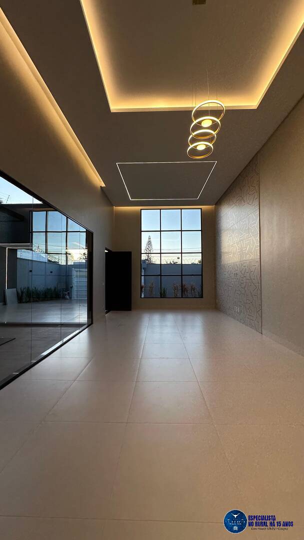 Casa à venda com 4 quartos, 211m² - Foto 7