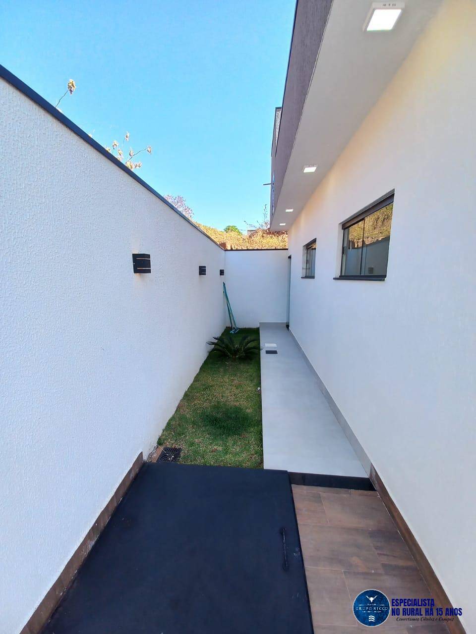 Casa à venda com 3 quartos, 180m² - Foto 13