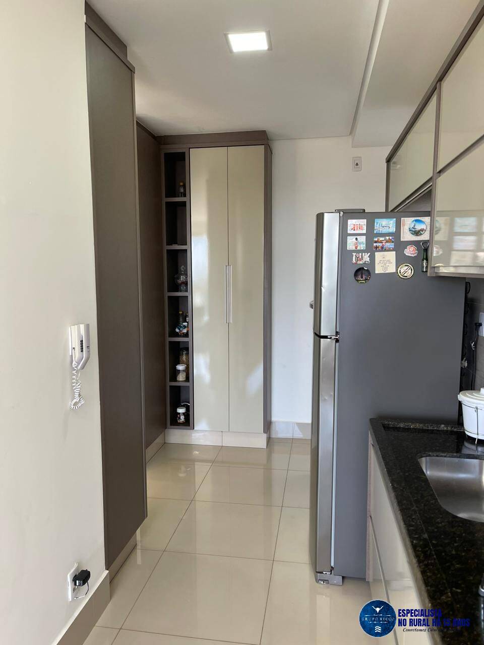 Apartamento à venda com 3 quartos, 117m² - Foto 3