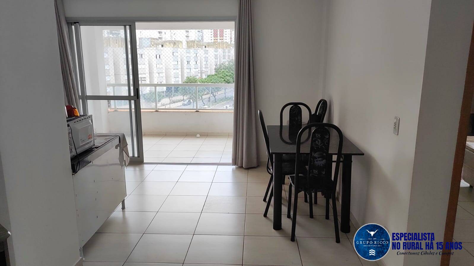 Apartamento à venda com 2 quartos, 65m² - Foto 18