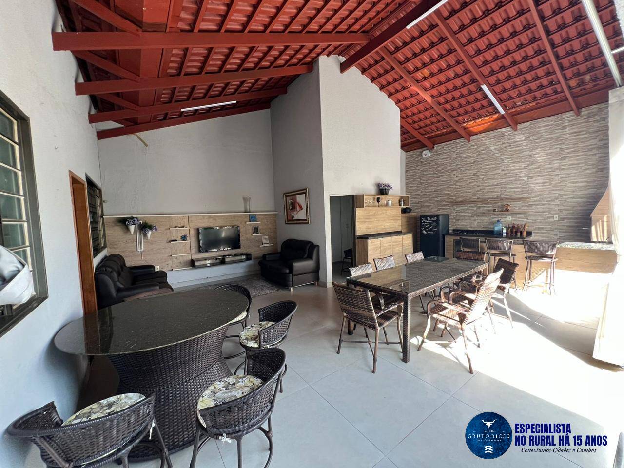 Casa à venda com 3 quartos, 240m² - Foto 17