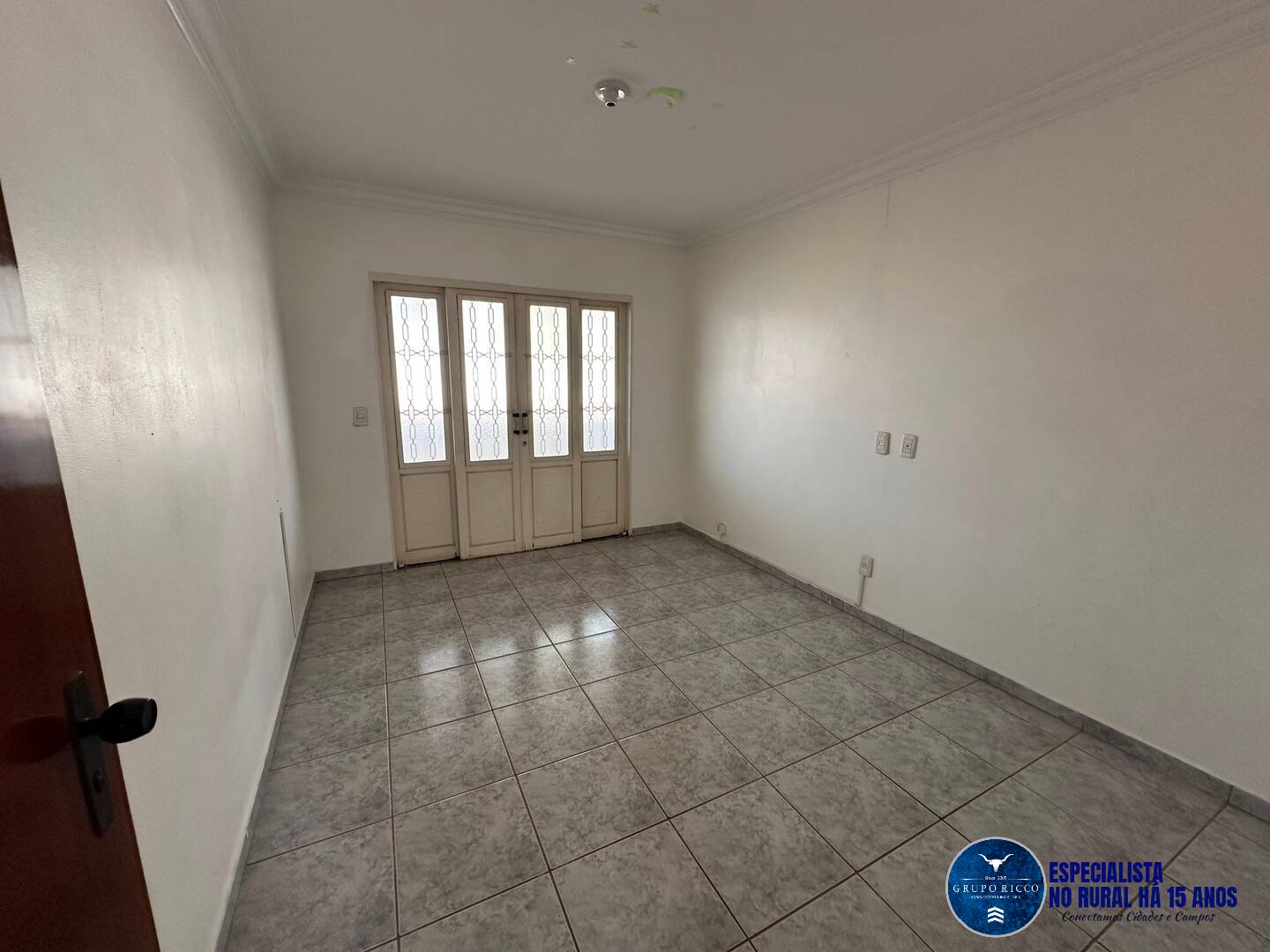 Casa à venda com 4 quartos, 450m² - Foto 11