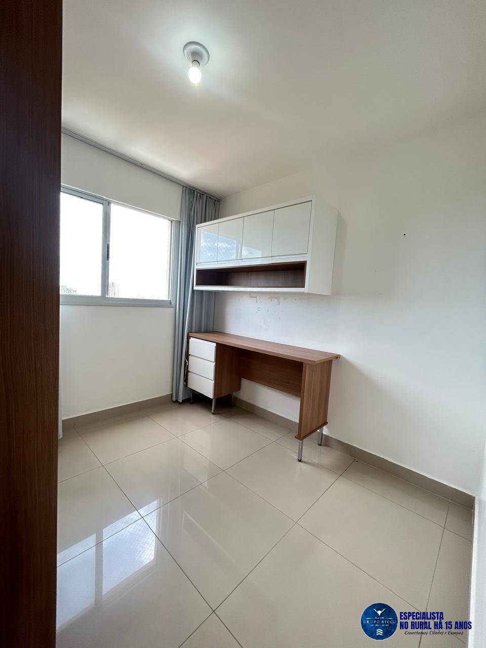 Apartamento à venda com 3 quartos, 75m² - Foto 10