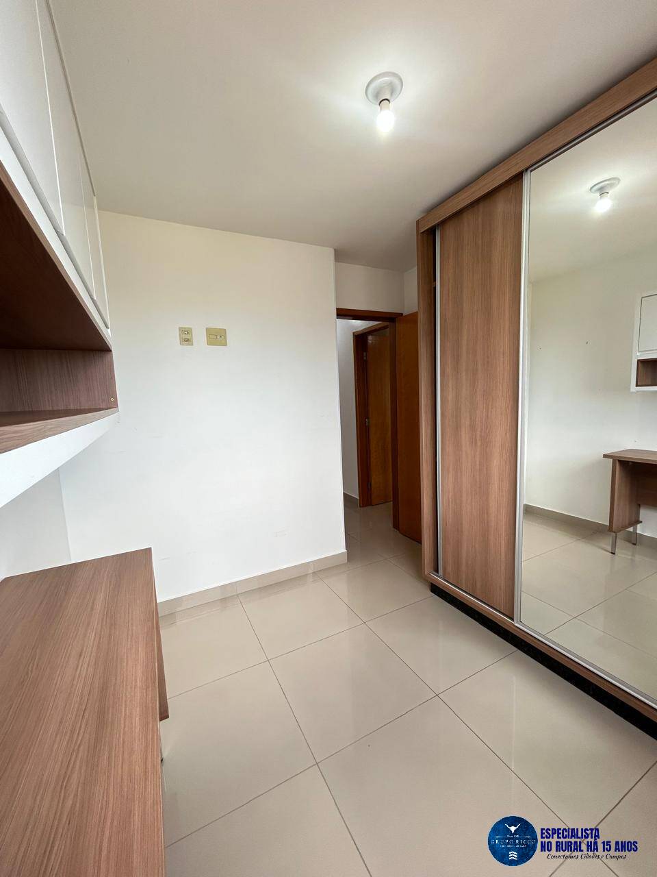 Apartamento à venda com 3 quartos, 75m² - Foto 12