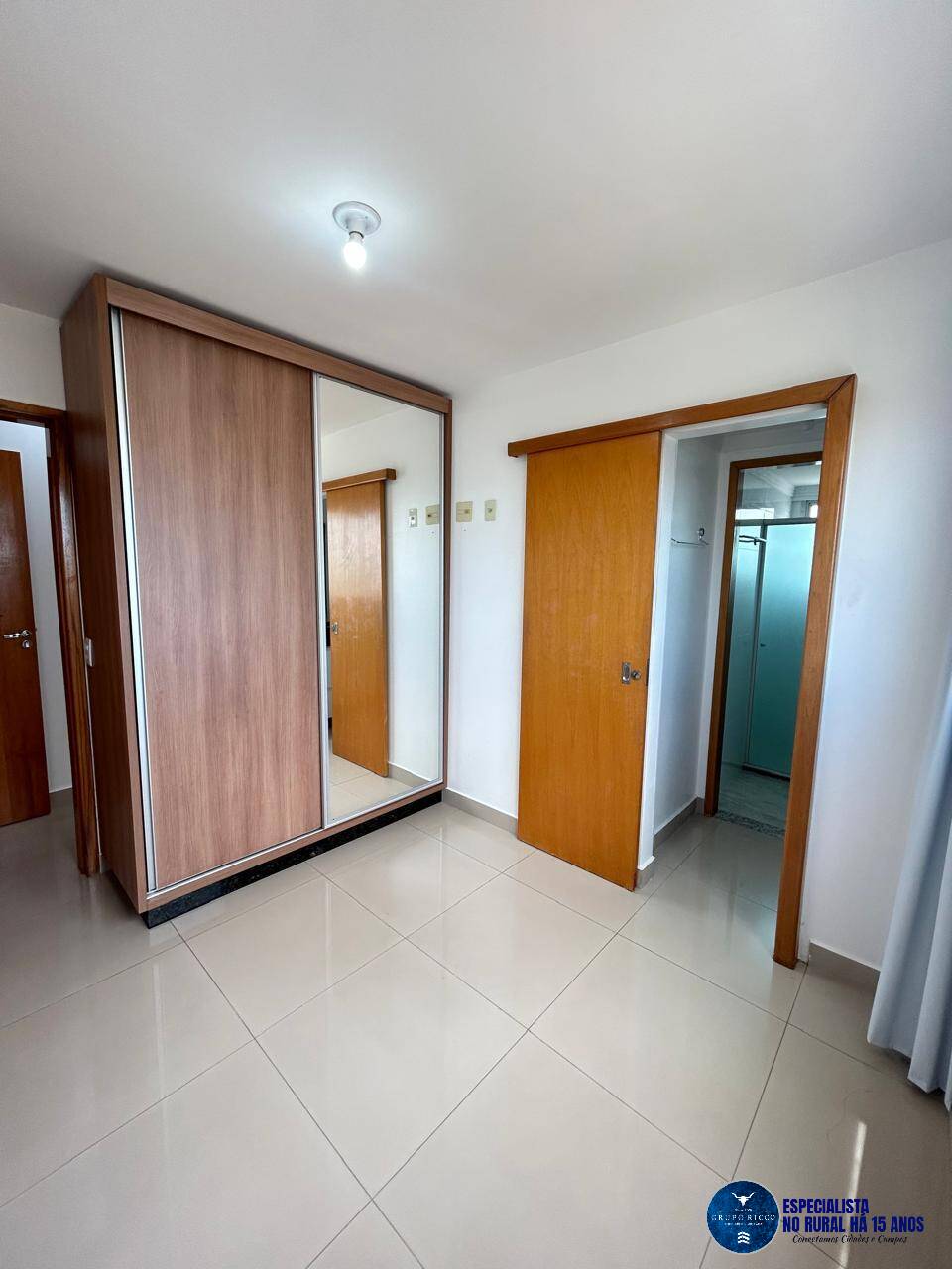 Apartamento à venda com 3 quartos, 75m² - Foto 11