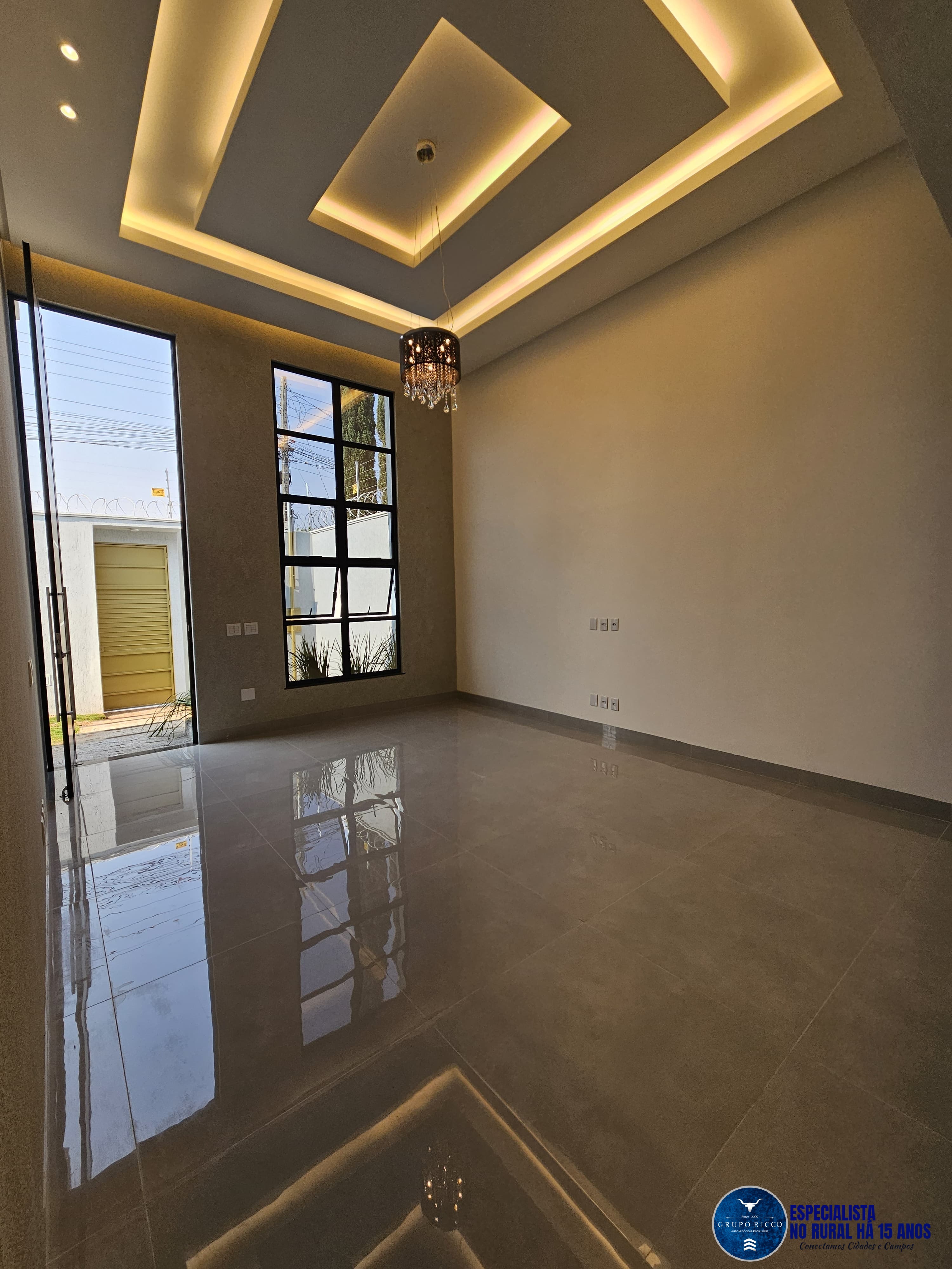 Casa à venda com 3 quartos, 300m² - Foto 5