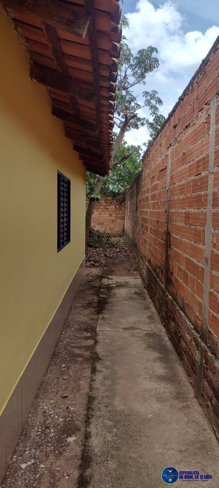 Casa à venda com 3 quartos, 150m² - Foto 2